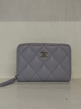 Chanel Zipped Card Holder (Lavender)